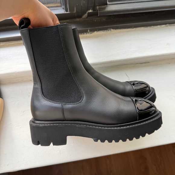 boots - Picture 1 of 4